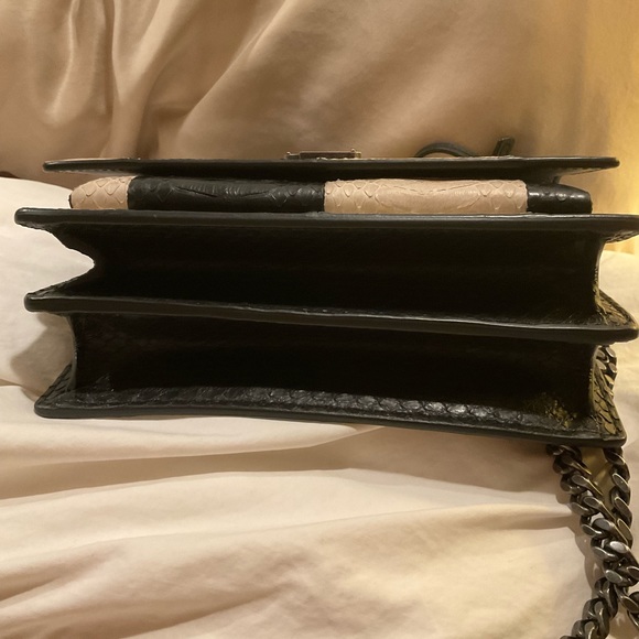 SAINT LAURENT BLACK/ CREAM STRIPED SNAKESKIN CROSSBODY PEWTER COLOR CHAIN - Picture 7 of 8